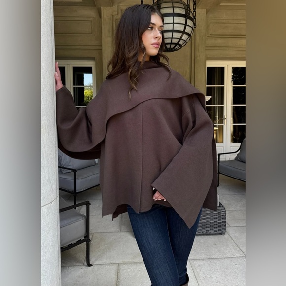 NWT Benaar Adira Asymmetrical Cape Jacket – Eggplant | One Size - Picture 4 of 10